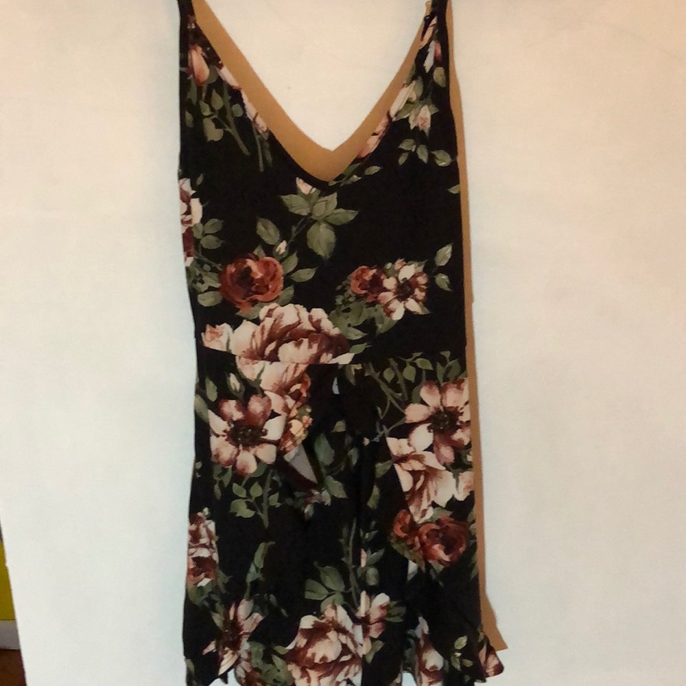 spaghetti strap floral romper